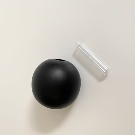 Wall vase 28