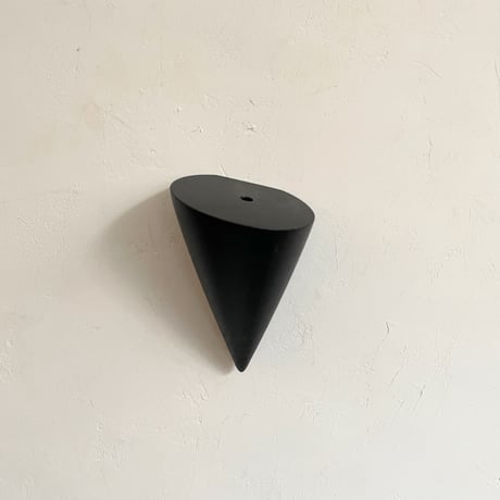Wall vase 25
