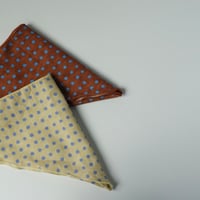 dot head scarf