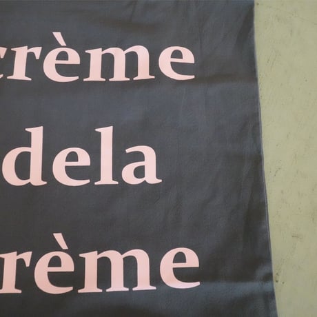 crème logo tote bag