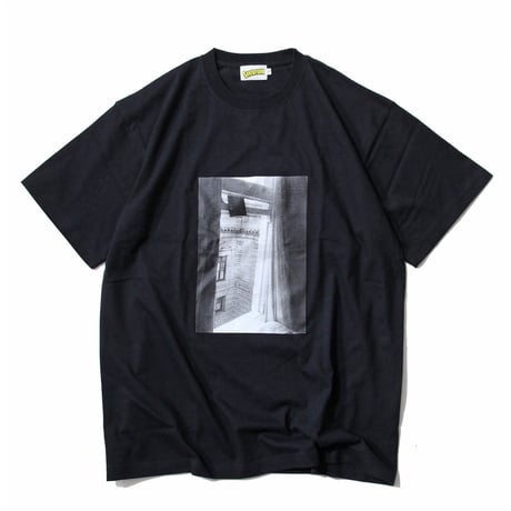 Stockroom "TGIF" Tee Photo by GENO MAGAZINE