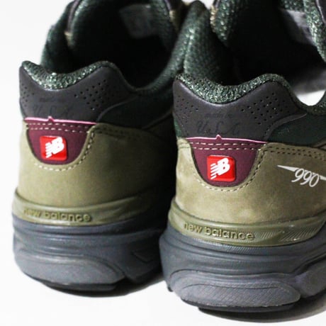 New Balance 990v3