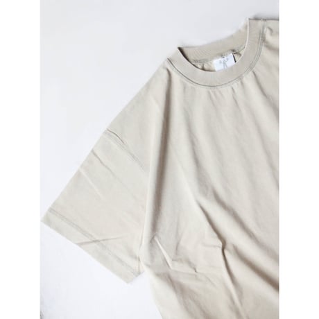 Candice Index Tee Beige