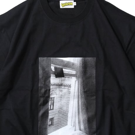 Stockroom "TGIF" Tee Photo by GENO MAGAZINE