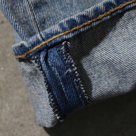 Levi's 501 Distressed Jeans (34 x 32)