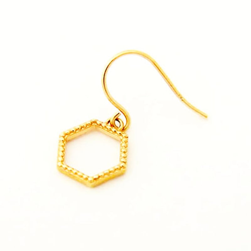 ダイヤ付きピアス❣️本体K10 キャッチＫ14刻印付き　お値打ち品❣️ ダイヤ付きピアス❣️本体K10 キャッチK14刻印付き お値打ち品