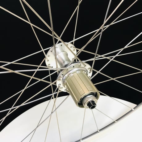 ADS Classicクリンチャーシルバーアルミホイール(1,585g)自社計測時￥77,000