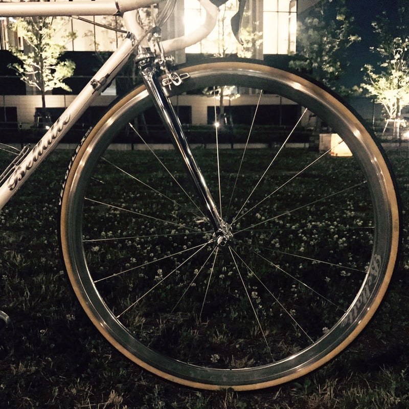 Bellatte ACR30 クリンチャーアルミホイール・シルバー(1,452g Bellatte ACR30 クリンチャーアルミホイール・シルバー(1,452g