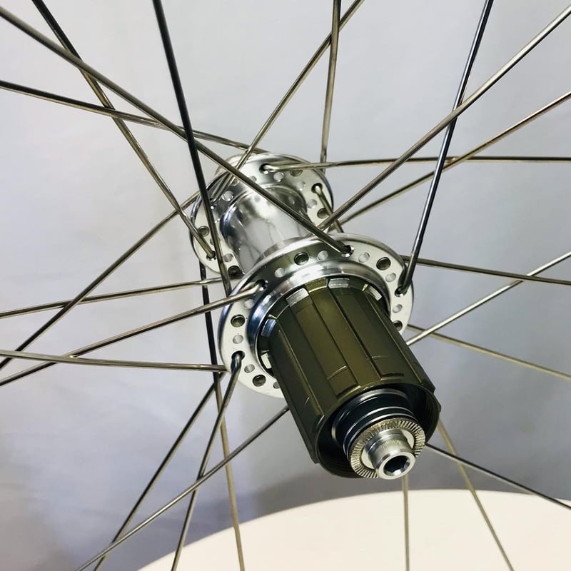 Bellatte ACR22Rシルバーハブ・シルバースポーク仕様軽量（1,330g 