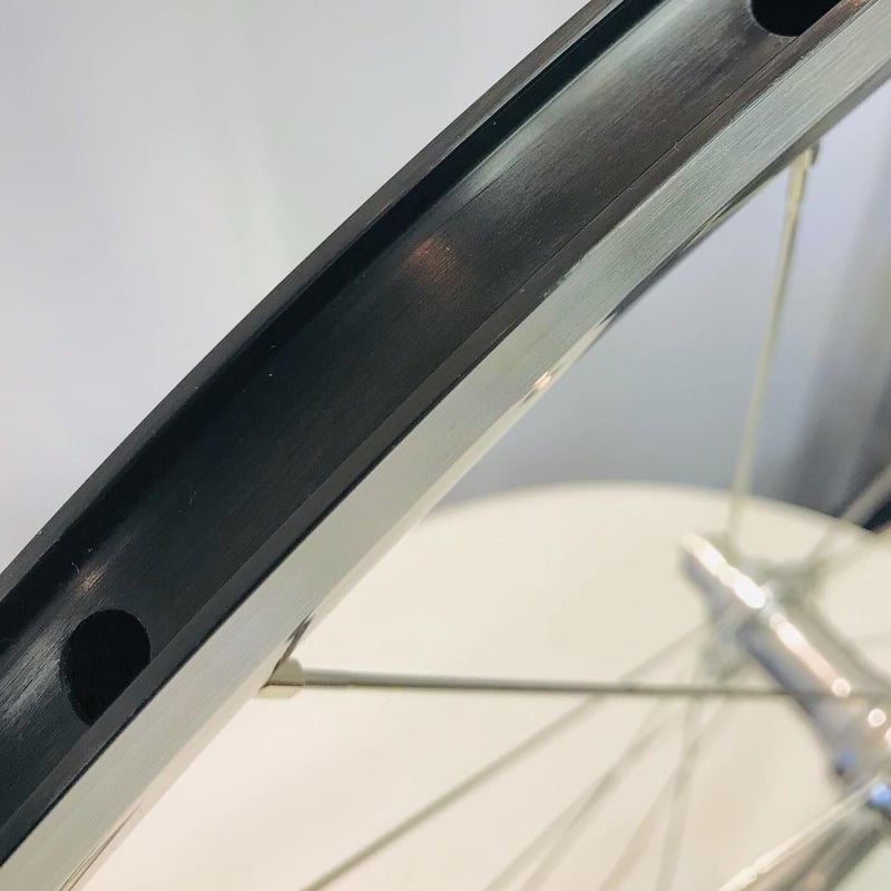 自転車前ホイール 手組シルバーアルミリム ブラックハブ