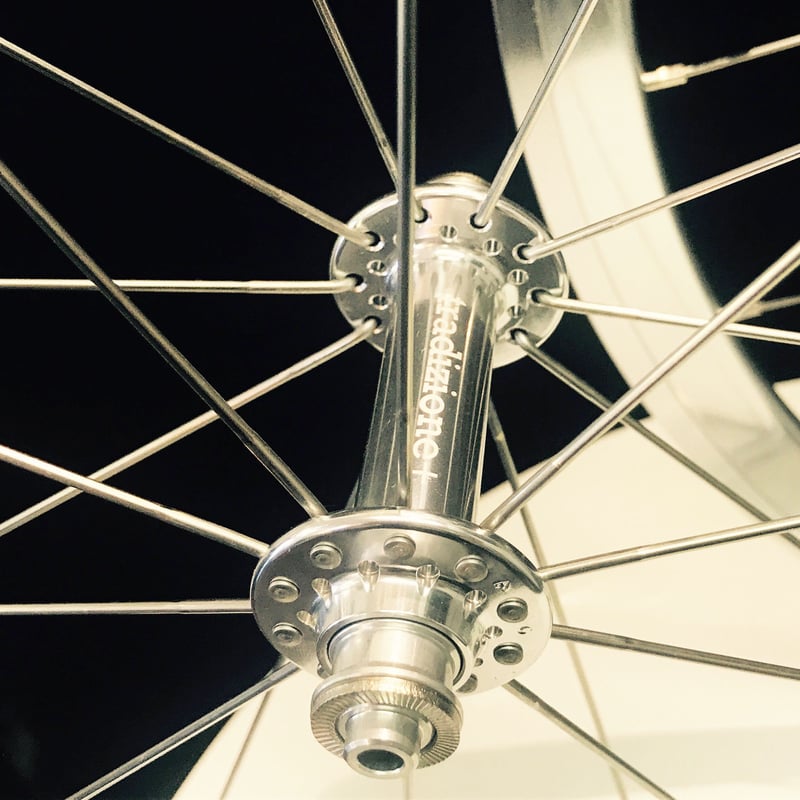 Bellatte ACR30 クリンチャーアルミホイール・シルバー(1,452g Bellatte ACR30 クリンチャーアルミホイール・シルバー(1,452g