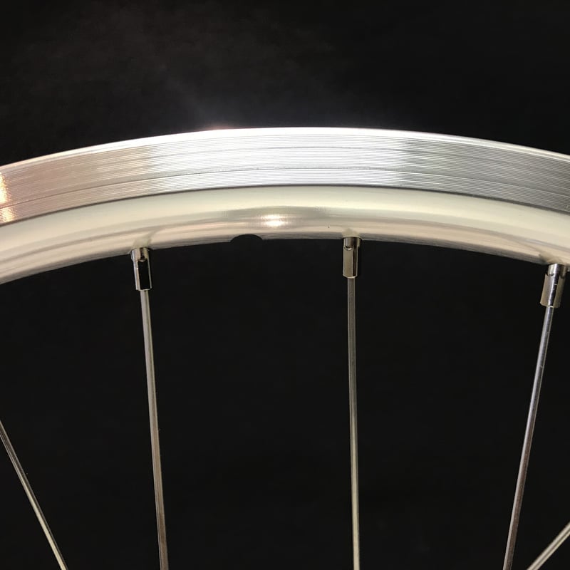 ADS ミニベロクリンチャーシルバーアルミ20インチ（451）ワイド