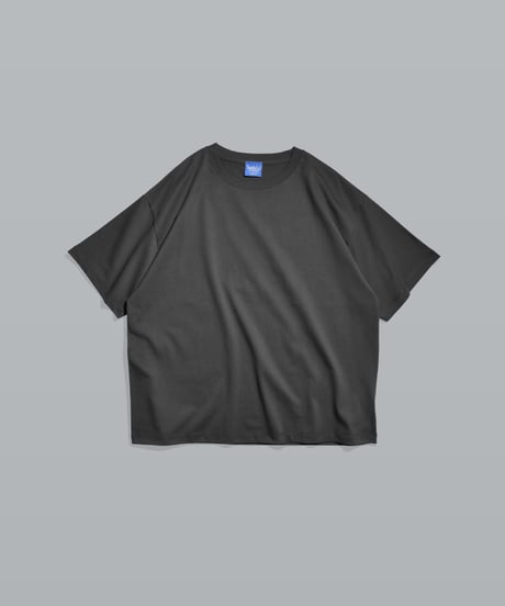 Essential Box Tee / Charcoal
