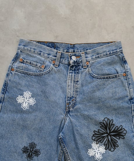 Blossom Cross Levi's 550 Used Remake Denim Short Pants W78 / LS142