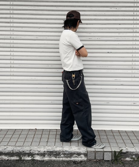 Wing Glyph Ringer Tee / Natural × Dusty Black