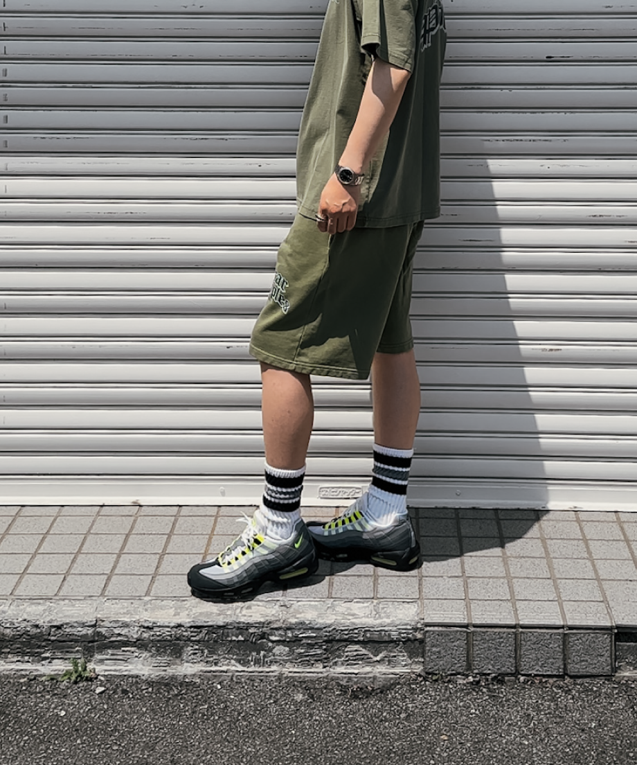 6826efa41ef43059a4d98b7f