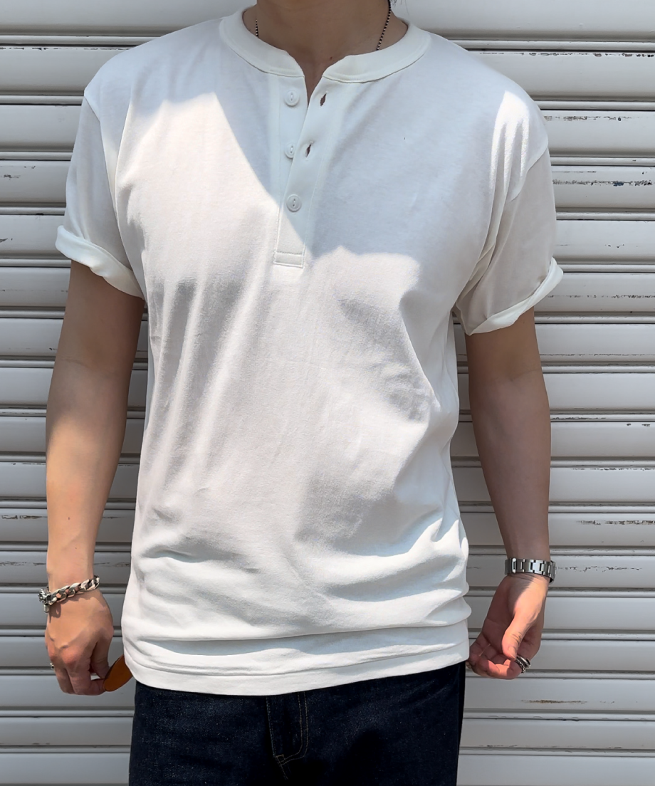 Henley neck Tee / Vintage White | Youthful Scar