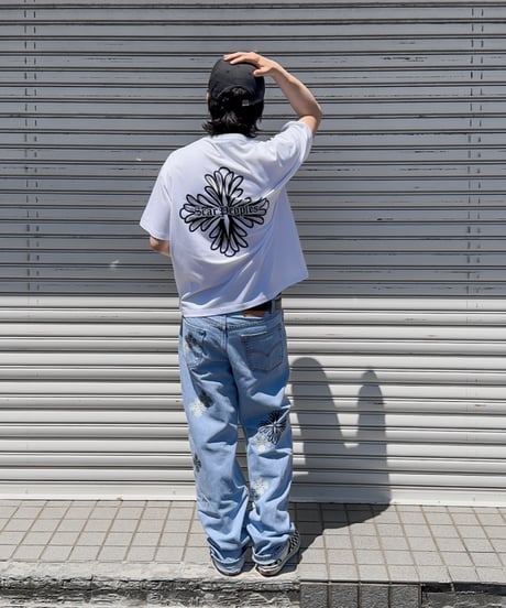 Blossom Cross Box Tee / White