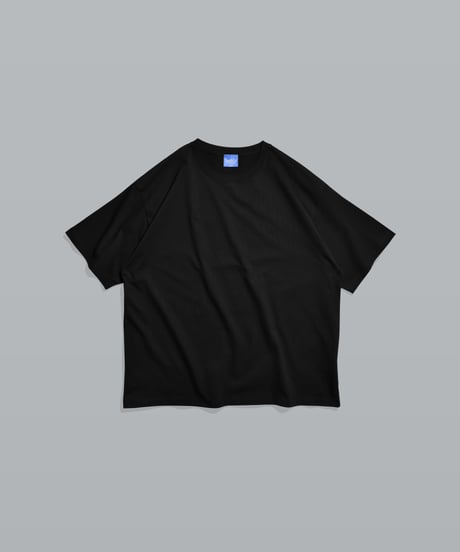 Essential Box Tee / Black