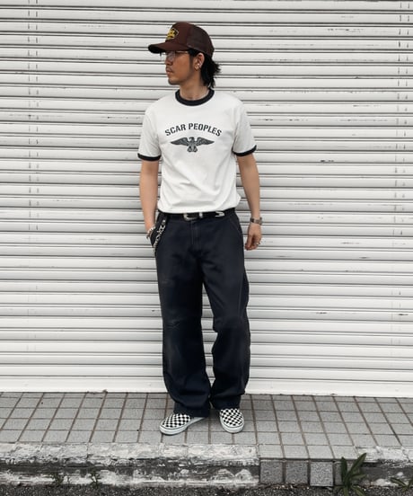 Wing Glyph Ringer Tee / Natural × Dusty Black