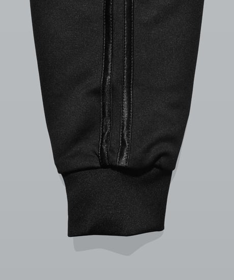 Hype Logo Track Jacket / Black × Black