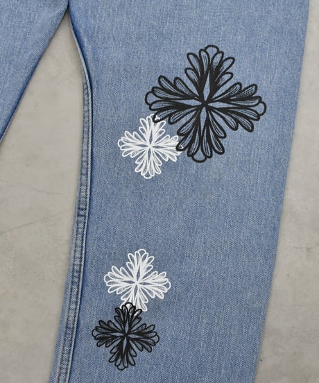 Blossom Cross Levi's 505 Used Remake Denim Pants W76 L82 / LS132
