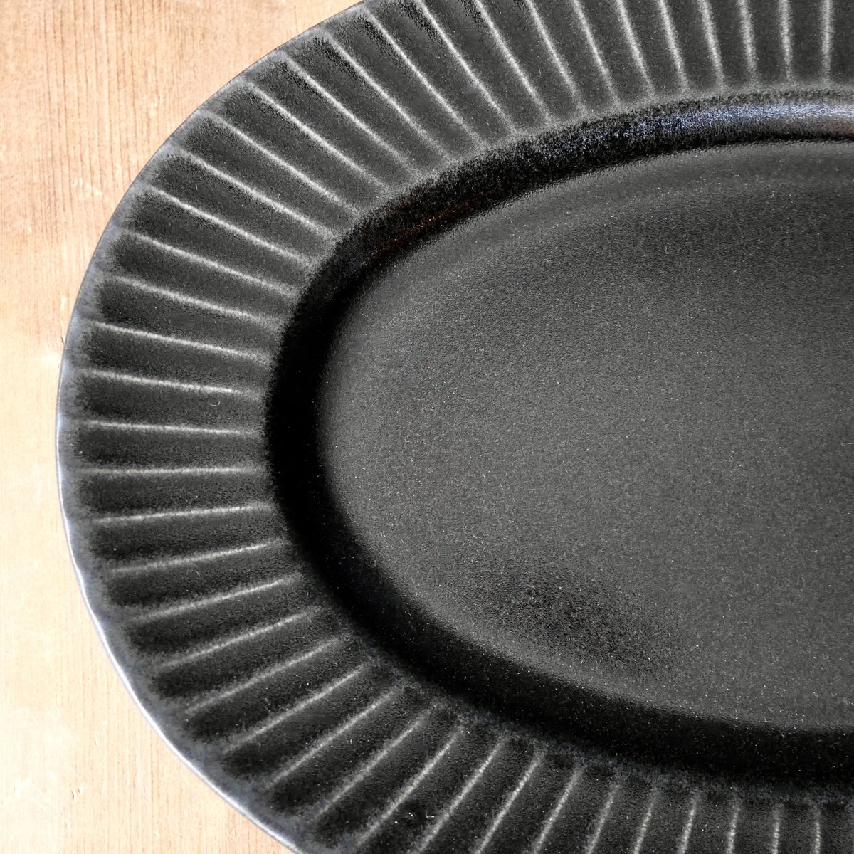 Stripe Oval S(楕円皿) | SAKUZAN 公式オンラインストア Stripe Oval S(楕円皿) | SAKUZAN 公式オンラインストア