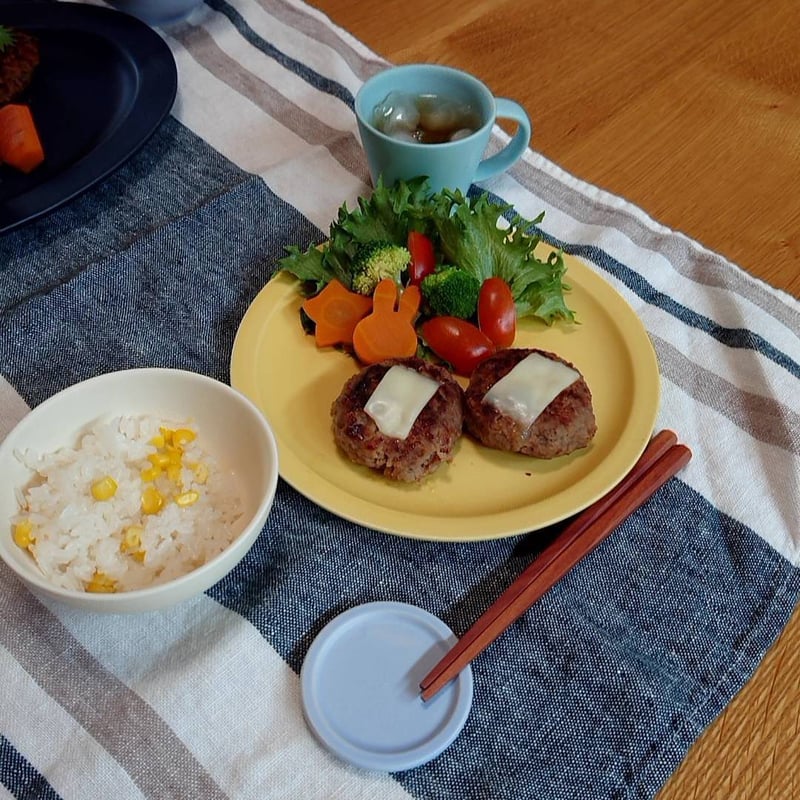 球形陶器 グレーとベージュ 球形陶器 グレーとベージュ みやび街道 vol5 P.47 | 食器