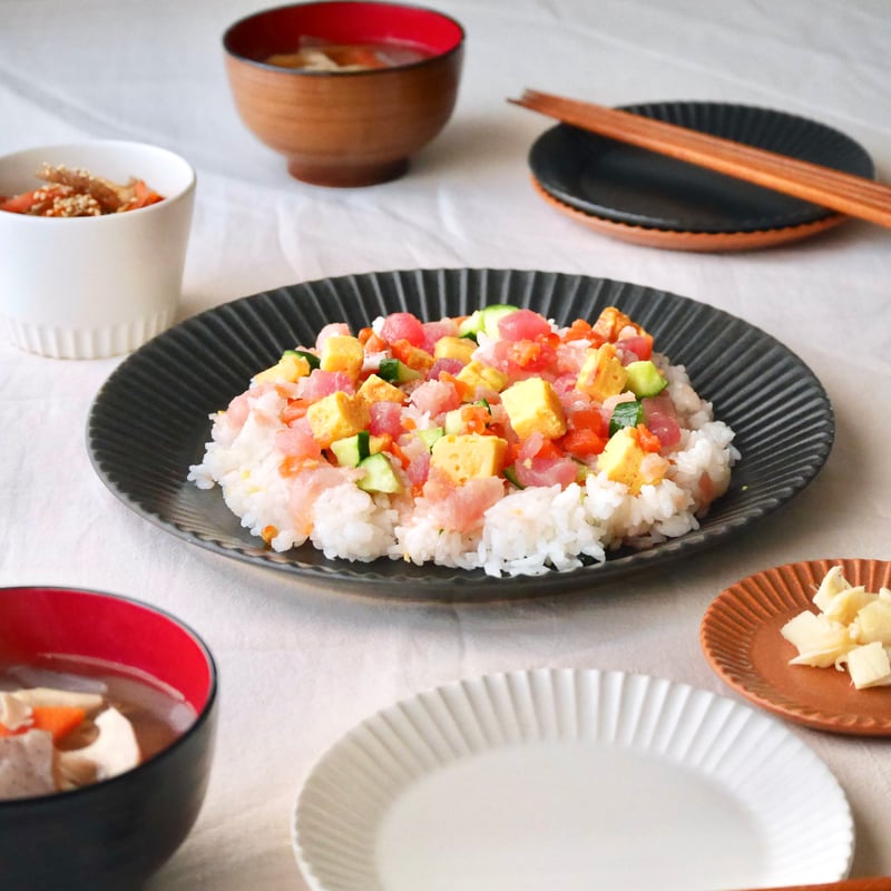 Stripe Plate L | SAKUZAN 公式オンラインストア Stripe Plate L | SAKUZAN 公式オンラインストア
