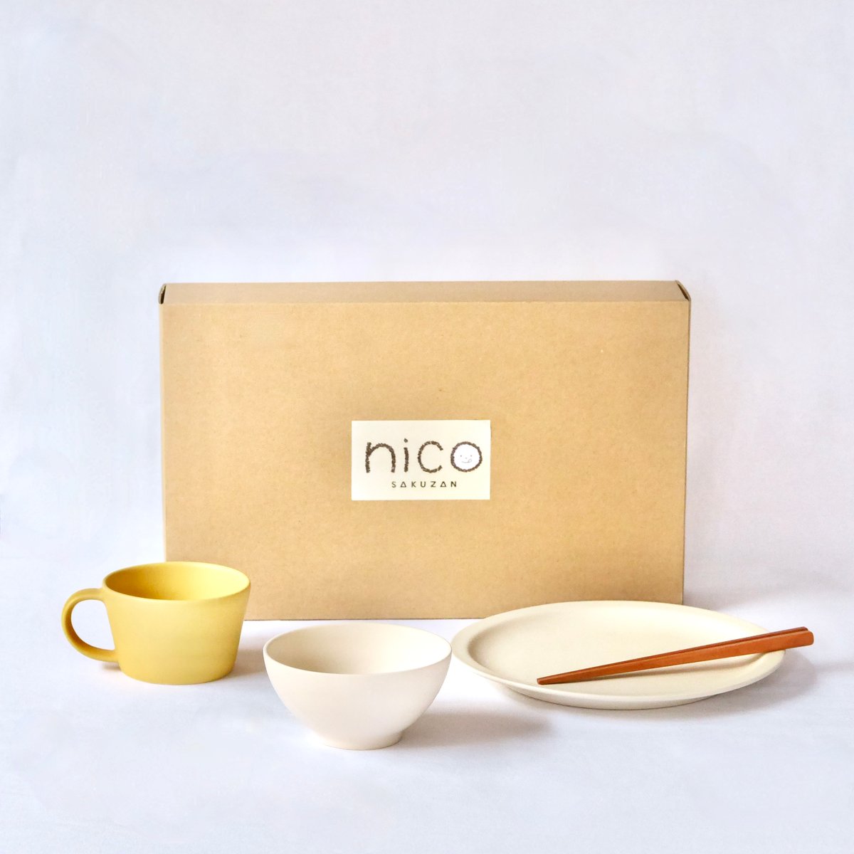 Sara Kids Set | SAKUZAN 公式オンラインストア