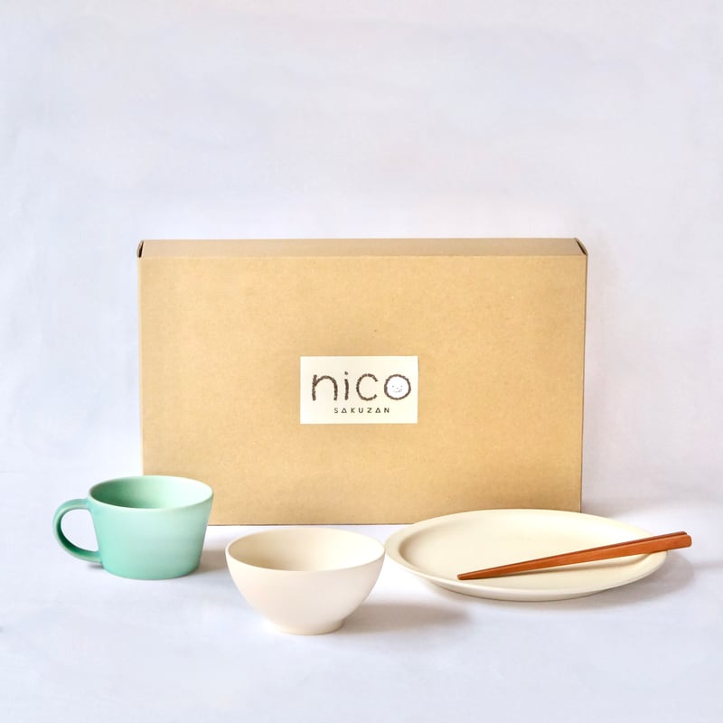 Sara Kids Set | SAKUZAN 公式オンラインストア