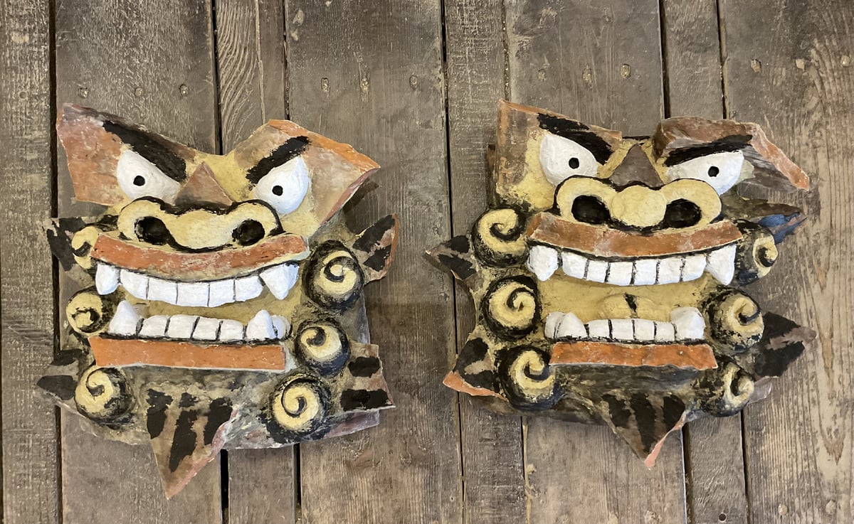 城間シーサー工房// 漆喰/赤瓦シーサー ペアSS ライトグリーン