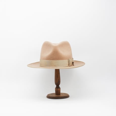 Poland block gentle hat