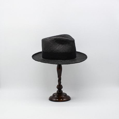 Bao triangle drop shark gill hat