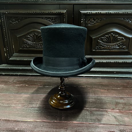 MYS silk hat