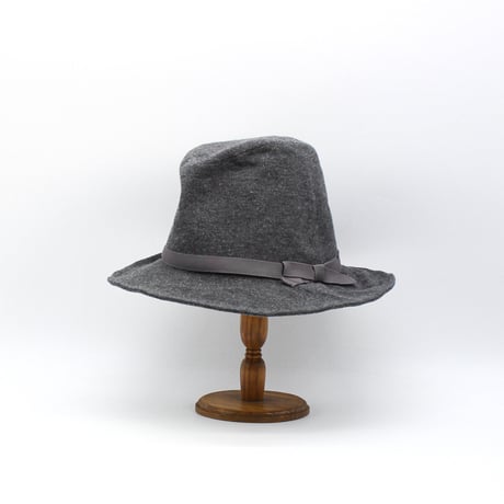Asymmetry kersey hat