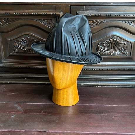 1 piece leather mountain
