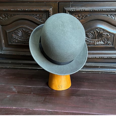 High crown silk Derby