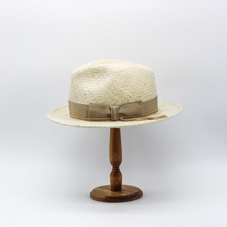 Raffia teardrop