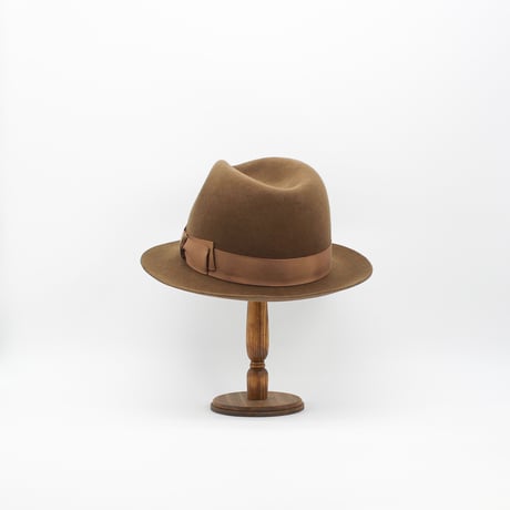 Hand shape Fedora