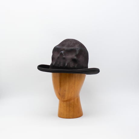 Leather piping skull hat