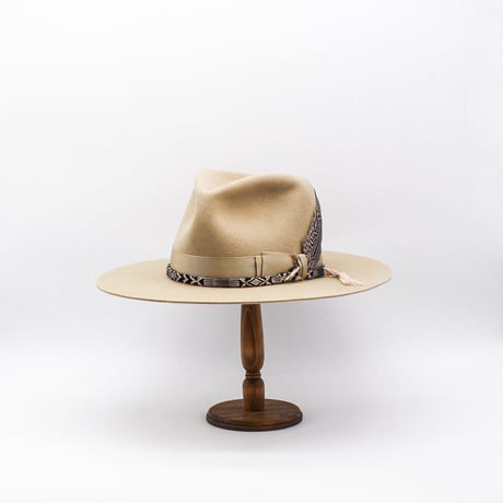 American weight rabbit hat