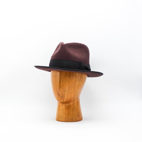 Poland block gentle hat