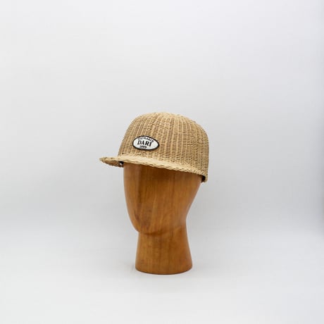 Rattan wappen cap