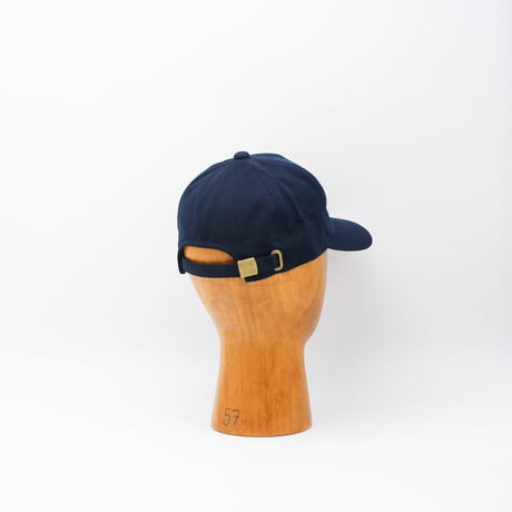 DARI Embroidery Chino cap
