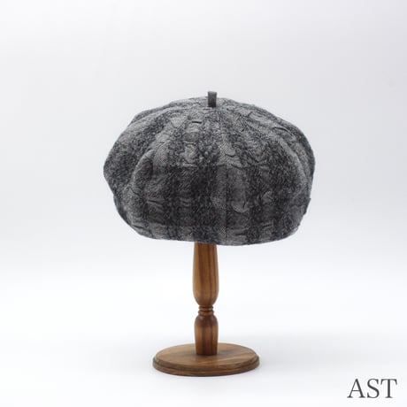 8panel beret