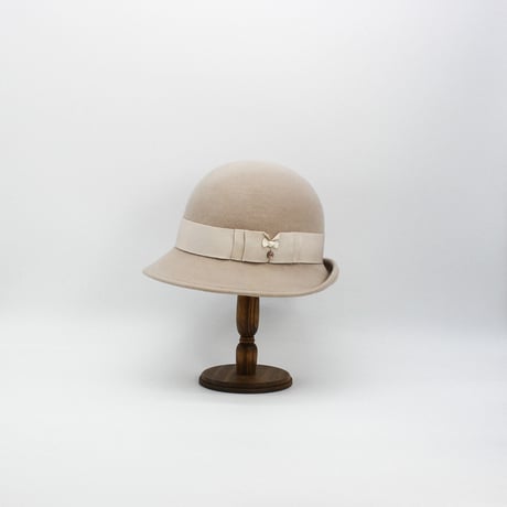 Dwarf shirt cloche