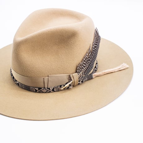 American weight rabbit hat