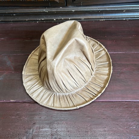 1 piece leather mountain
