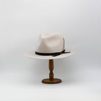 Oval slim Fedora